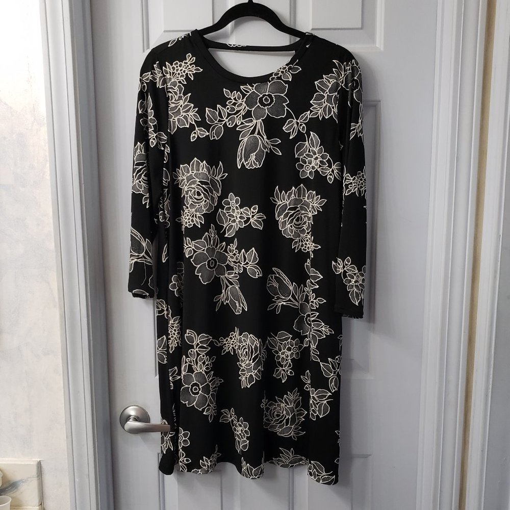 BY & BY patterned shift dress